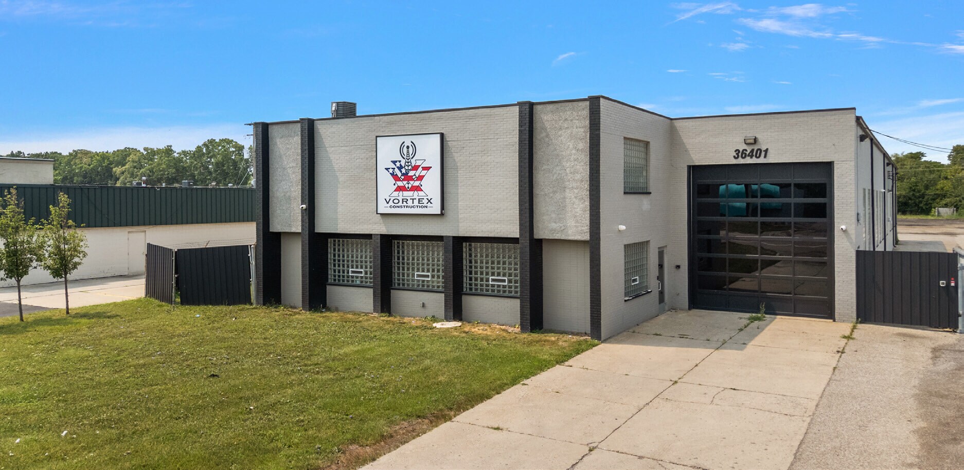 36401 Groesbeck Hwy, Clinton Township, MI à louer Photo principale- Image 1 de 8