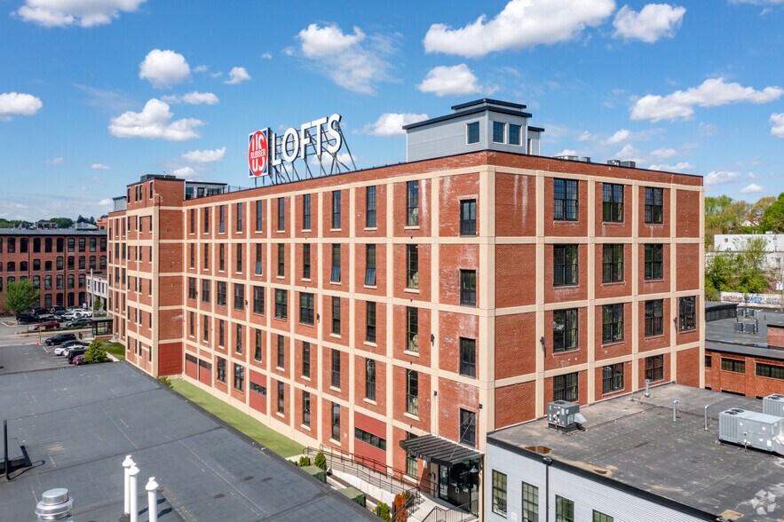 12 Eagle St, Providence, RI à louer - Photo principale - Image 1 de 137