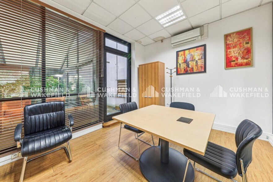 50 Boulevard Georges Clémenceau, Courbevoie à louer - Photo intérieure - Image 3 de 18