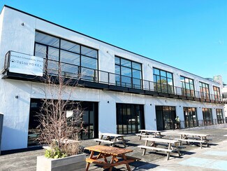 Plus de détails pour 4346 12th St, Long Island City, NY - Commerce de détail à louer