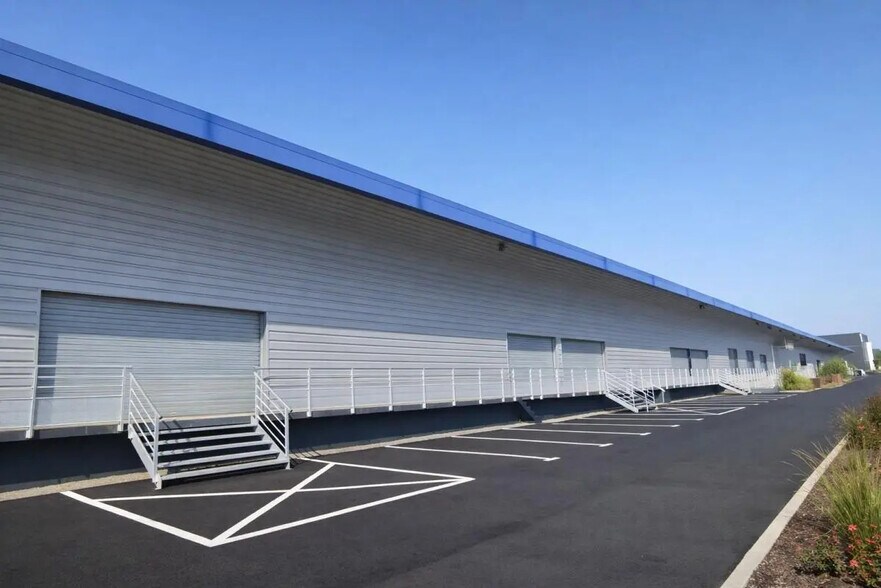 Flex dans Toulouse à louer - Photo du bâtiment - Image 2 de 8