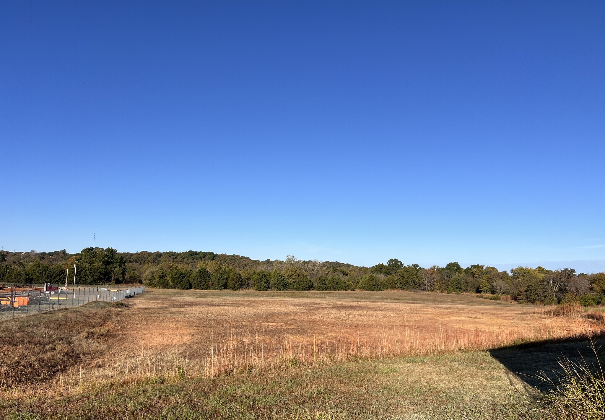 1400 Virgil Anderson Drive, Lots 4 & 5 portfolio of 2 properties for sale on LoopNet.ca Primary Photo- Image 1 of 4