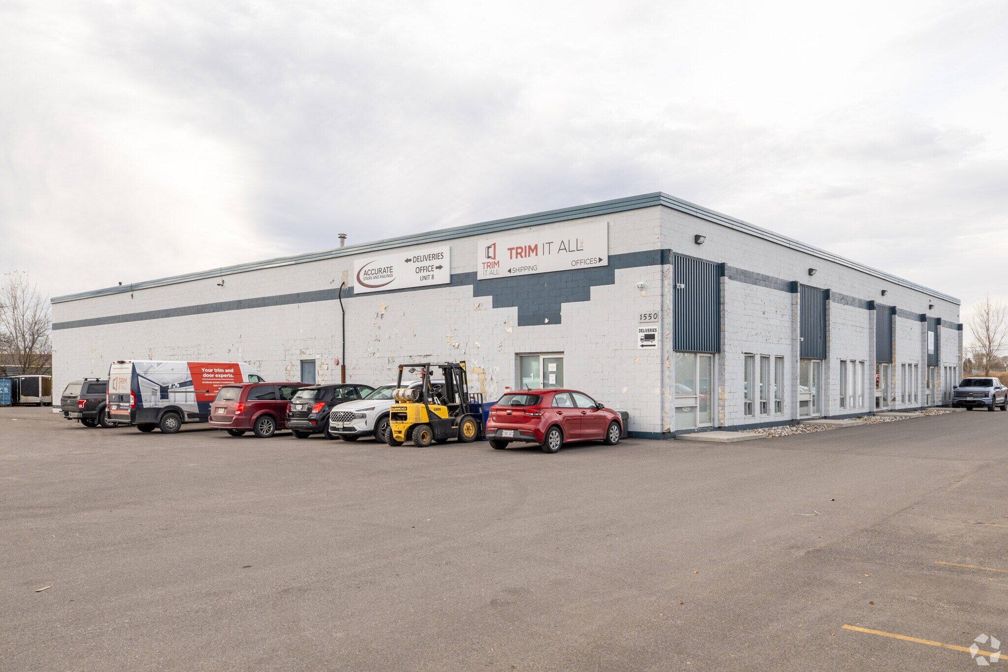 1550 Liverpool Ct, Ottawa, ON for sale Primary Photo- Image 1 of 1