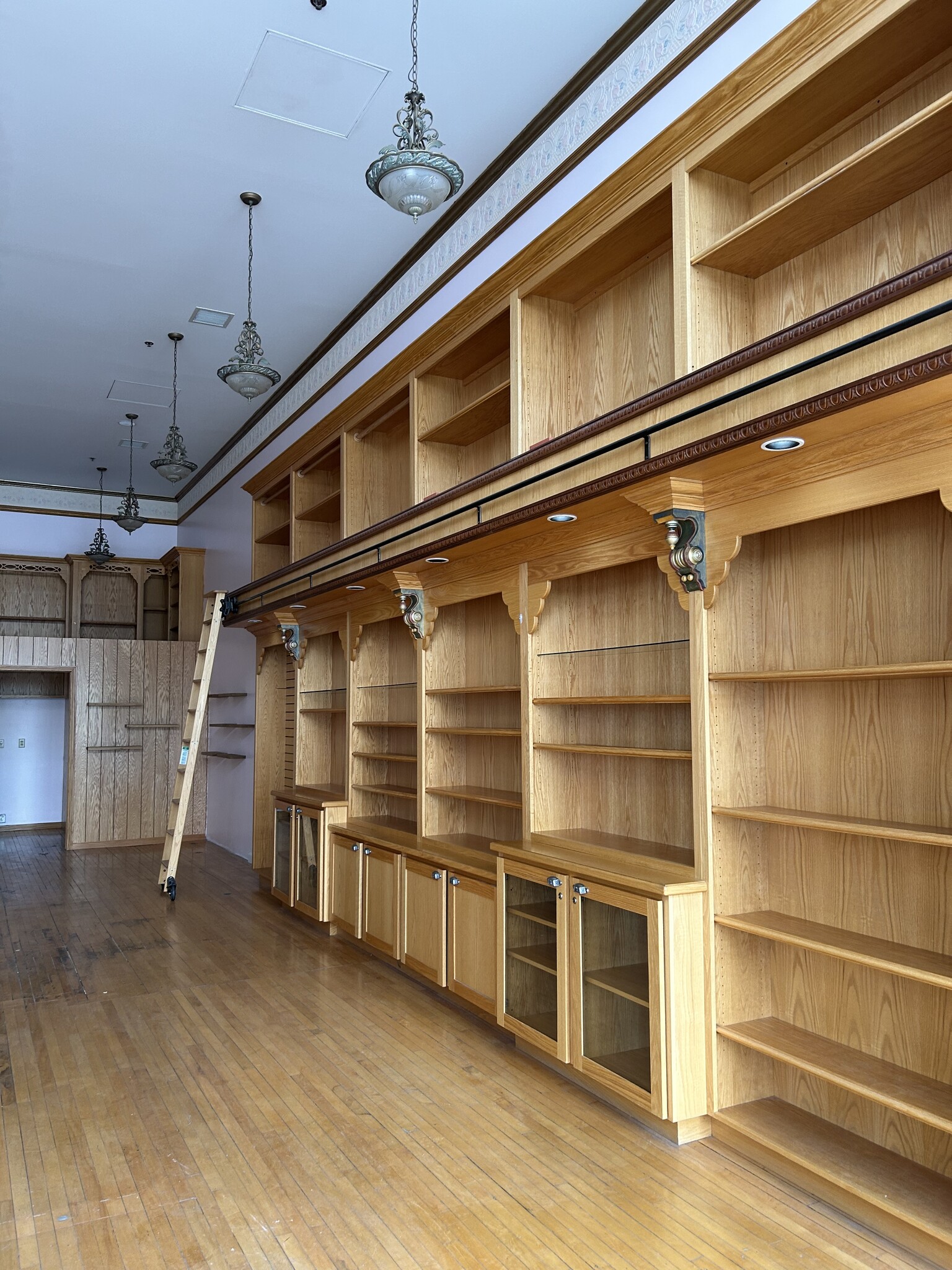 605 Main St, Rapid City, SD for lease Interior Photo- Image 1 of 6