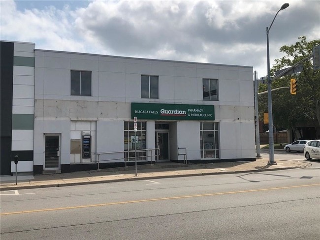 More details for 4796 Victoria Ave, Niagara Falls, ON - Retail for Sale