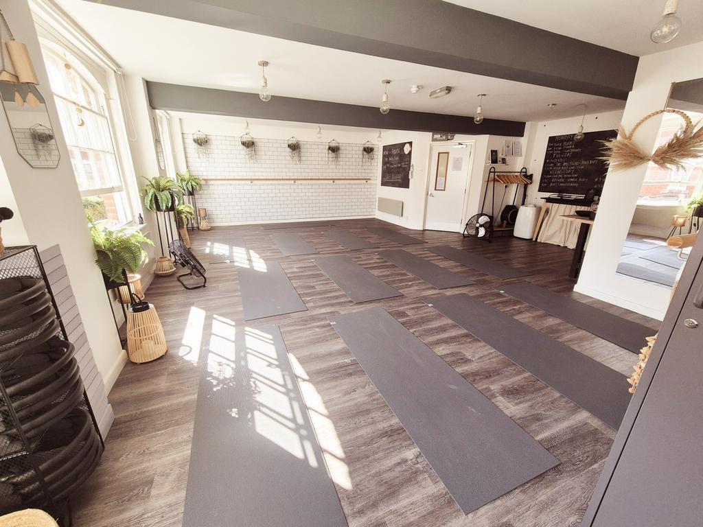 7 Mill St, Trowbridge for lease Interior Photo- Image 1 of 2