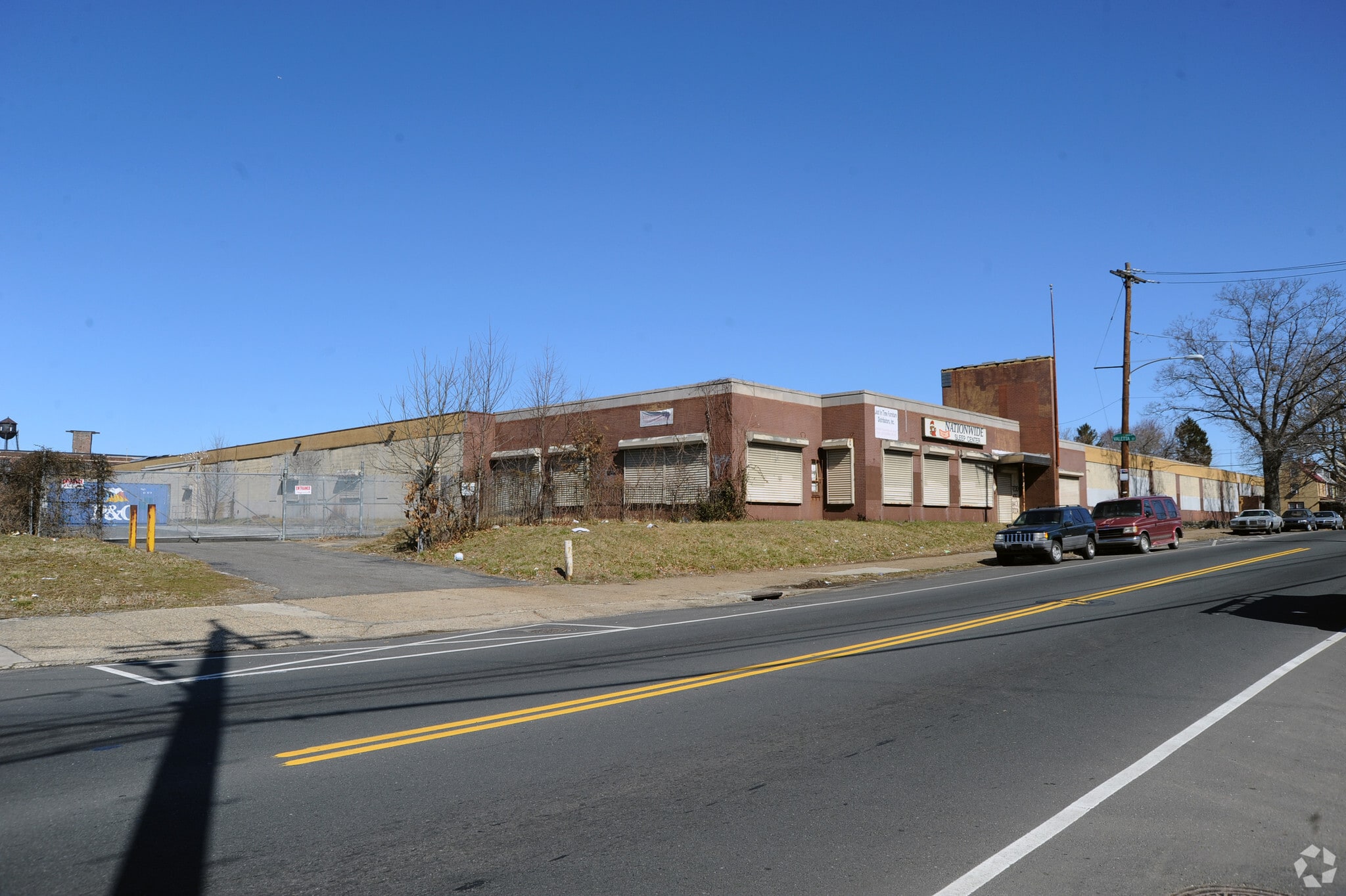 3780-3800 Frankford Avenue portfolio of 2 properties for sale on LoopNet.ca Primary Photo- Image 1 of 2