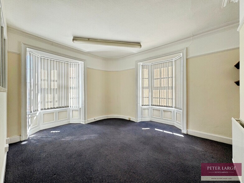 29 Russell Rd, Rhyl à vendre - Photo du bâtiment - Image 3 de 17