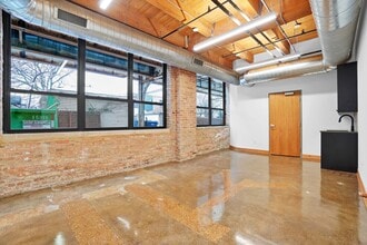 1800-1814 W Cuyler Ave, Chicago, IL à louer Photo intérieure- Image 1 de 3