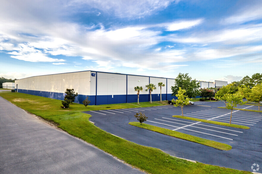 1020 Northpointe Industrial Blvd, Hanahan, SC à vendre - Photo du bâtiment - Image 1 de 1