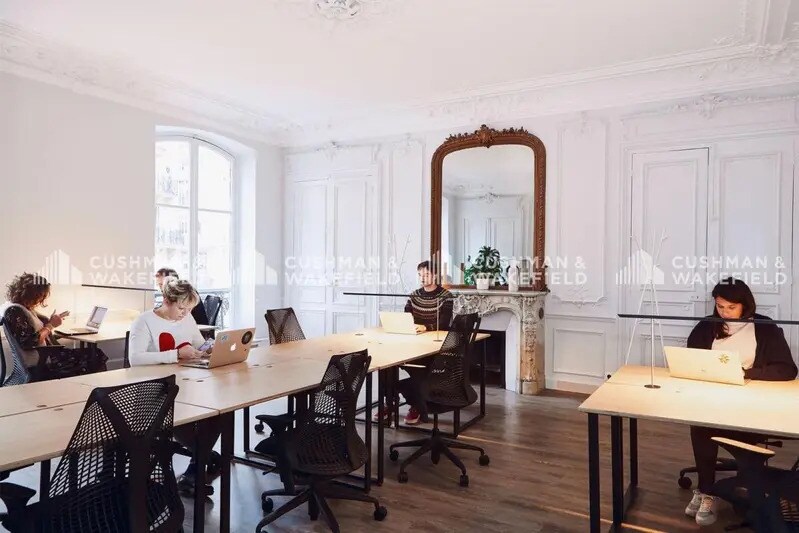 13 Rue Yves Toudic, Paris for lease - Interior Photo - Image 1 of 6