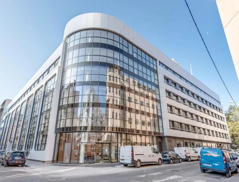 Bureau dans Lyon à louer - Photo du bâtiment - Image 1 de 20