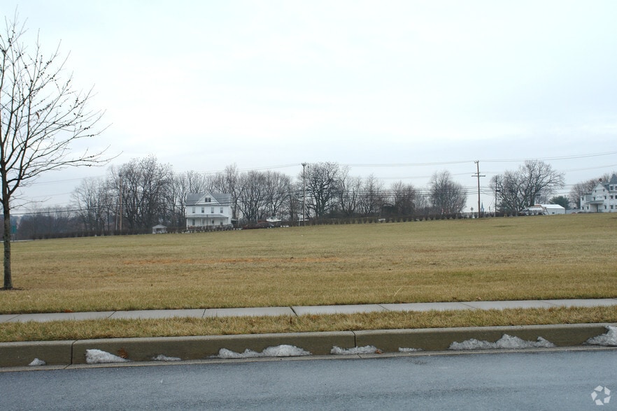 Corporate Center Ct, Westminster, MD à louer - Photo du bâtiment - Image 2 de 3