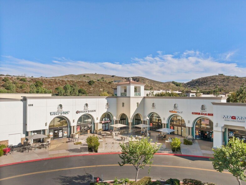 800-888 New Los Angeles Ave, Moorpark, CA à louer - Photo du bâtiment - Image 3 de 33