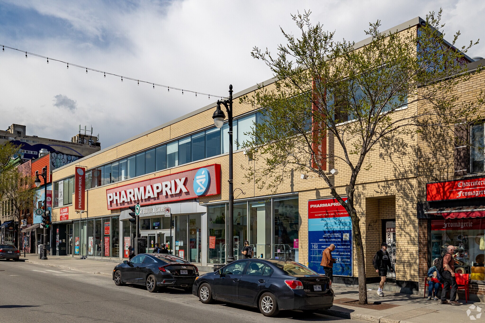 3861-3863 Boul Saint-Laurent, Montréal, QC for sale Building Photo- Image 1 of 1