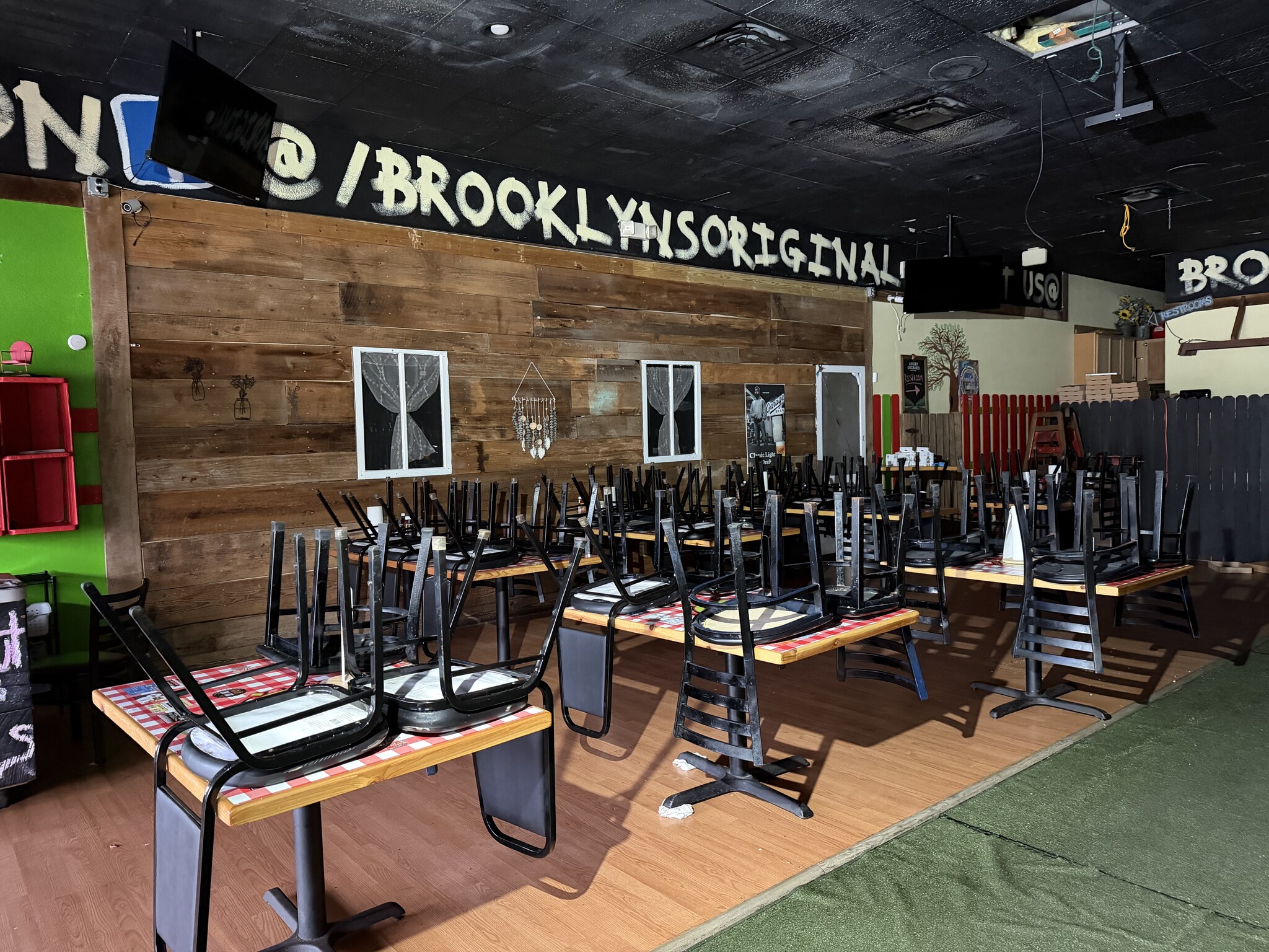 2019-2023 E Silver Springs Blvd, Ocala, FL for lease Interior Photo- Image 1 of 4