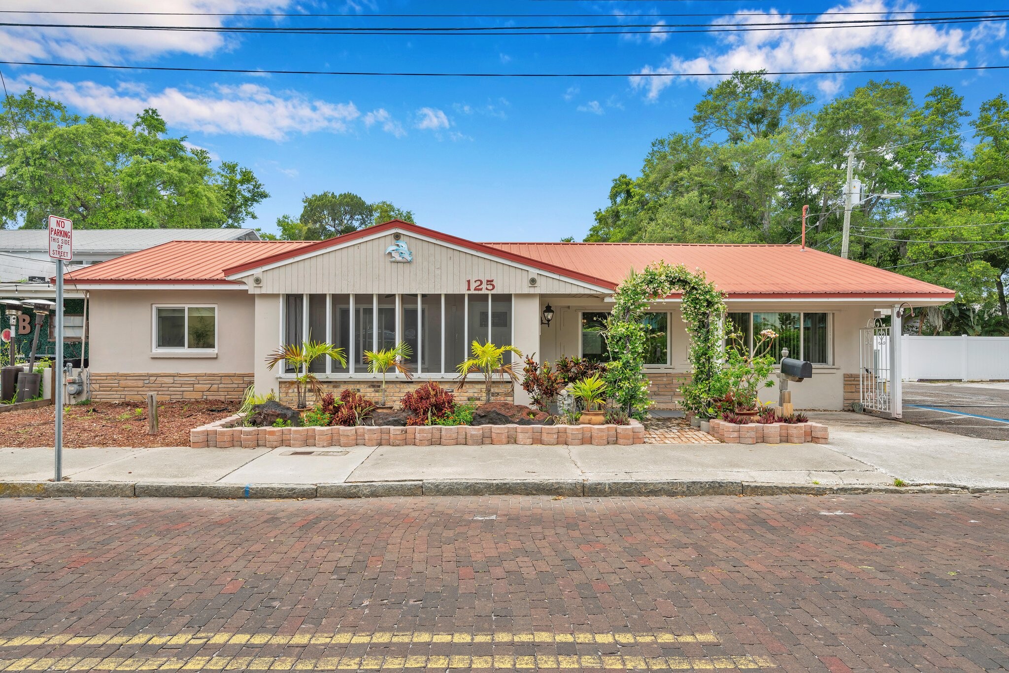 125 5th Ave N, Safety Harbor, FL for lease Interior Photo- Image 1 of 28