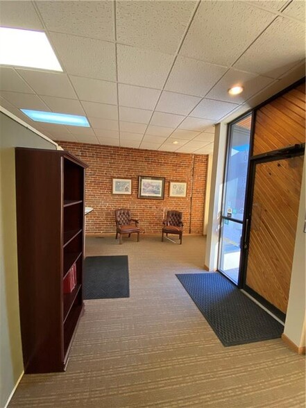 404 Shawnee St, Leavenworth, KS for lease - Other - Image 3 of 19