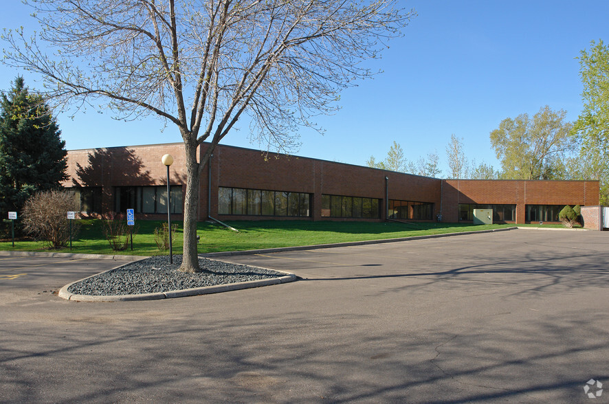 4505 White Bear Pky, White Bear Lake, MN for lease - Building Photo - Image 2 of 8