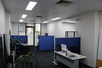 13-19 Hogben Street, Kogarah à louer Photo intérieure- Image 1 de 2