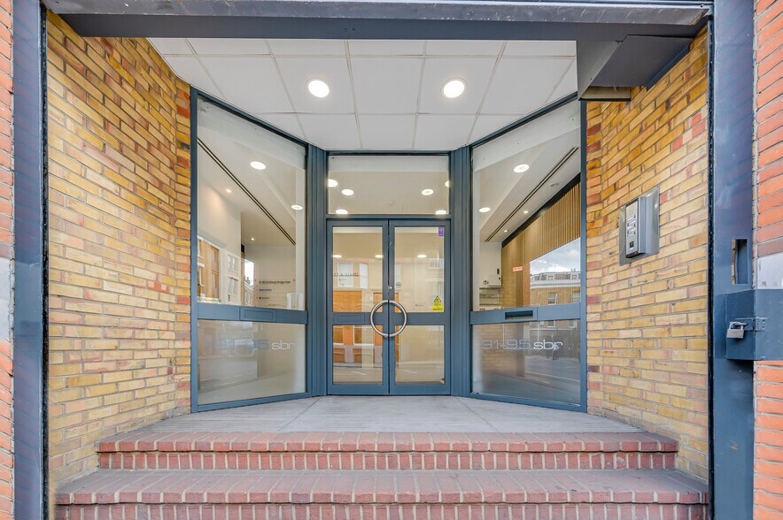 91-95 Southwark Bridge Rd, Londres à louer - Photo du bâtiment - Image 3 de 6