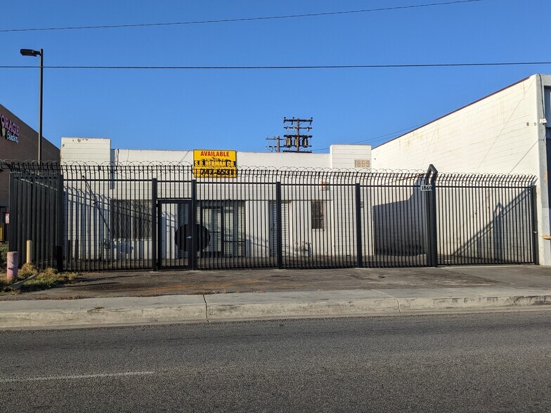1869 W El Segundo Blvd, Compton, CA à louer - Photo du bâtiment - Image 1 de 1