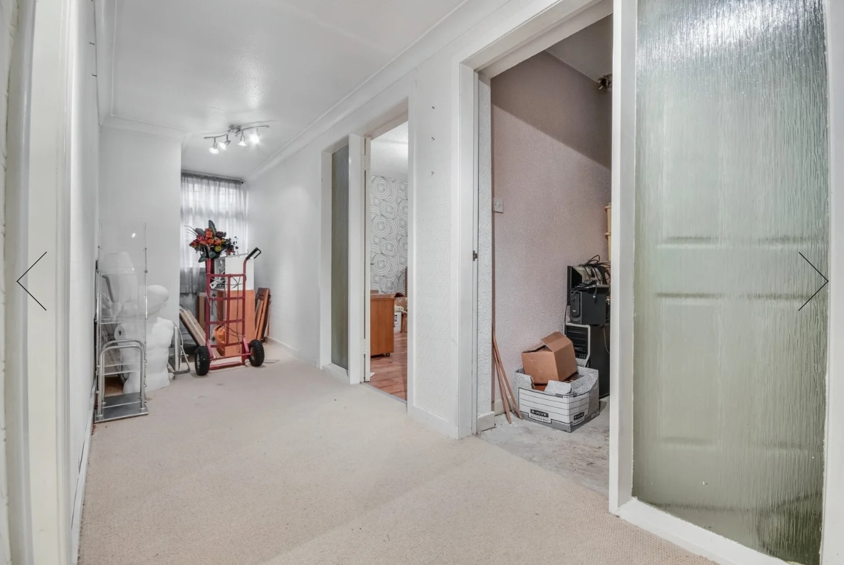 33 Union St, Greenock, IVC PA16 8DN - Unit 35a -  - Interior Photo - Image 2 of 3