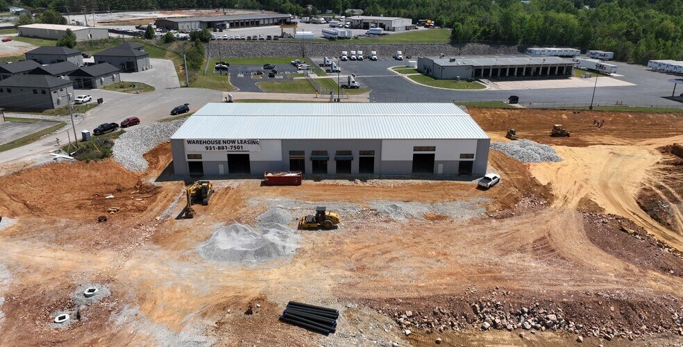241 Hub Cir, Cookeville, TN for lease - Construction Photo - Image 2 of 6