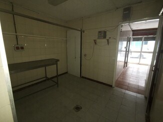 Plus de détails pour Commerce de détail à louer