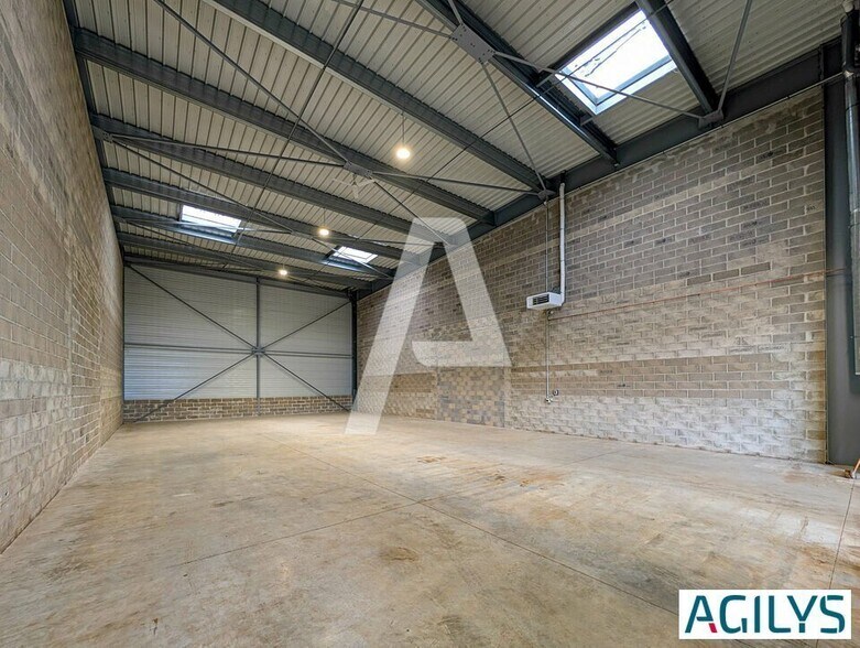 6 Rue De Lorraine, Brétigny-sur-Orge for lease - Building Photo - Image 2 of 12