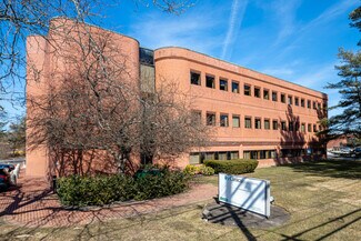 Plus de détails pour 603 West St, Mansfield, MA - Bureau à vendre