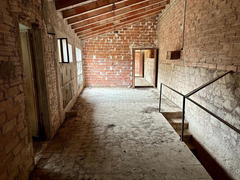 Terrain dans Òdena, Barcelona à vendre - Photo du bâtiment - Image 2 de 21