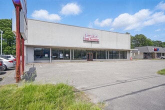 6542 E Virginia Beach Blvd, Norfolk, VA for lease Building Photo- Image 2 of 26