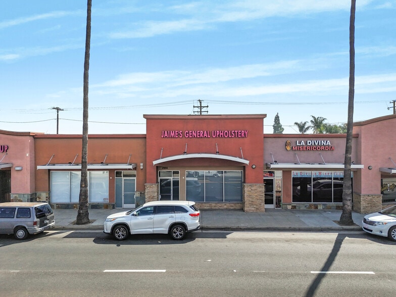 21512-21516 Norwalk Blvd, Hawaiian Gardens, CA for sale - Building Photo - Image 2 of 19