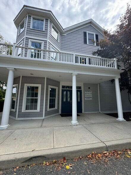 1180 Boston Post Rd, Old Saybrook, CT à louer - Photo du bâtiment - Image 2 de 4