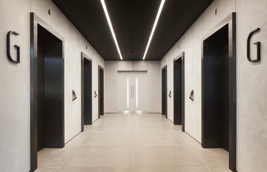 245 Hammersmith Rd, London for lease - Building Photo - Image 2 of 60