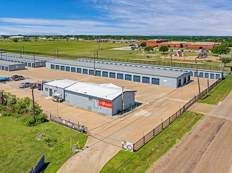 2102 S 3rd St, Mabank, TX for sale - Building Photo - Image 1 of 8