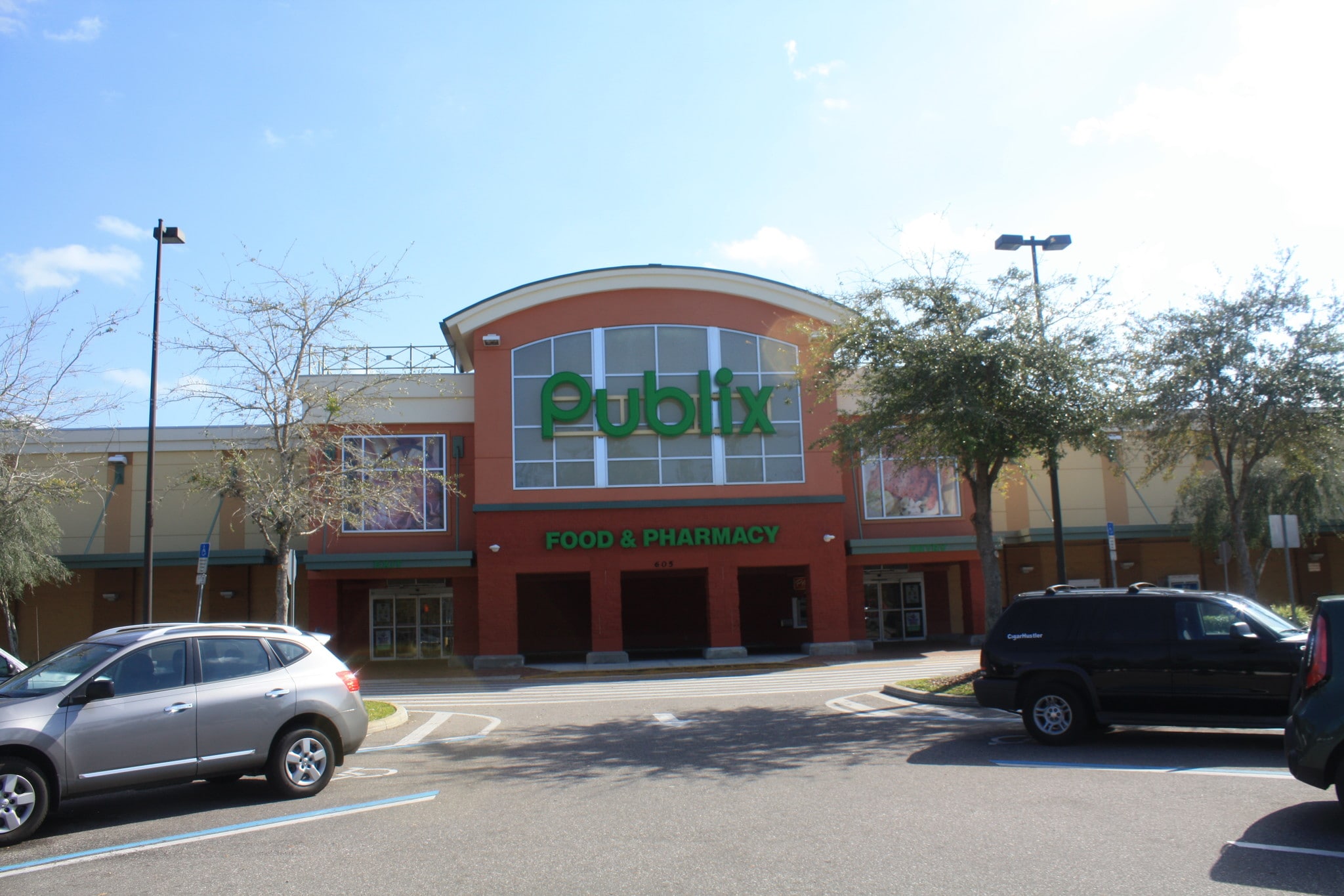 605 Courtland Blvd, Deltona, FL for lease Primary Photo- Image 1 of 6