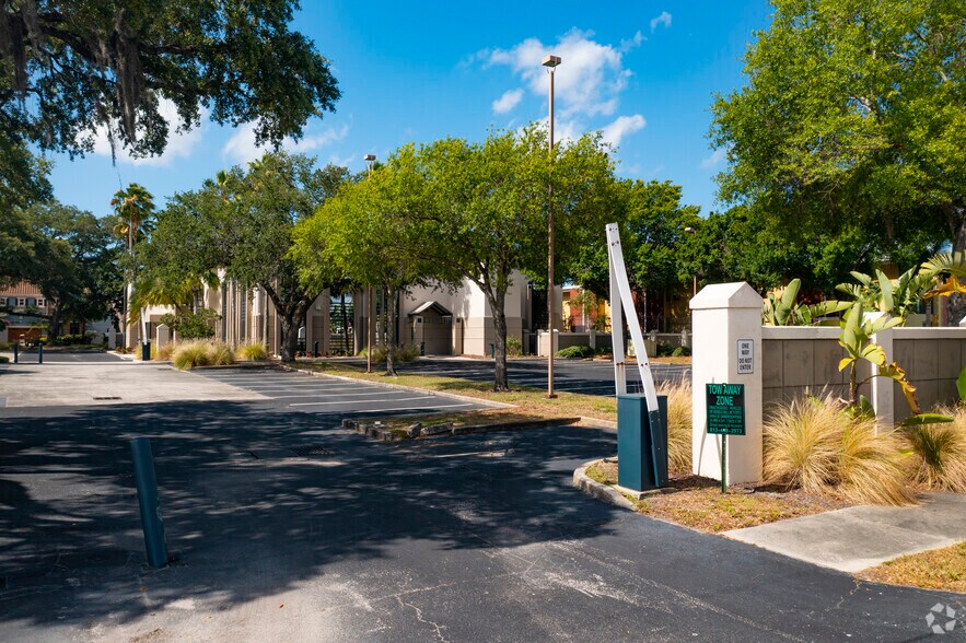 3709 W Jetton Ave, Tampa, FL à vendre - Photo du bâtiment - Image 2 de 38