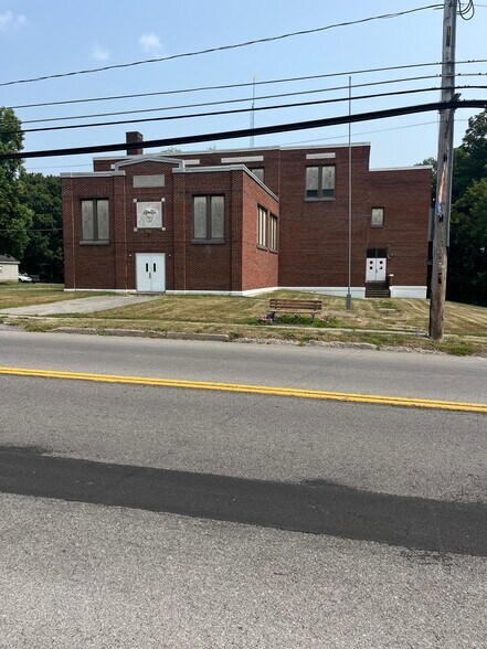 642 S Main St, Central Square, NY à louer - Photo du bâtiment - Image 2 de 19