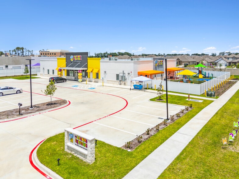 7211 Hawksview St, Humble, TX for sale - Building Photo - Image 2 of 8