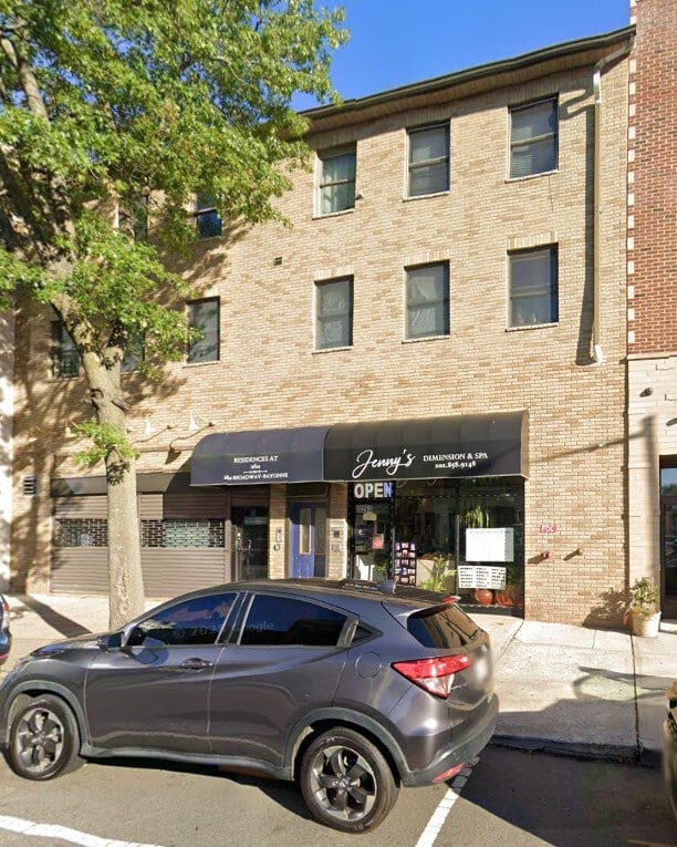 260-262 Broadway, Bayonne, NJ for sale Primary Photo- Image 1 of 7