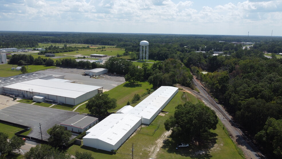 404 S Shelfer St, Quincy, FL for lease - Building Photo - Image 3 of 28
