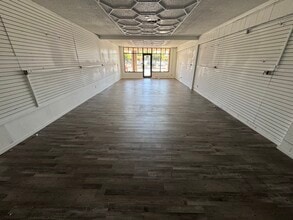 2001-2055 Tully Rd, Modesto, CA for lease Interior Photo- Image 2 of 5