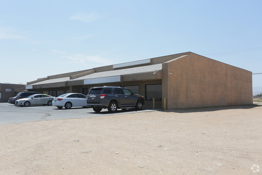 22573 Hwy. 18, Apple Valley, CA for sale - Primary Photo - Image 1 of 1