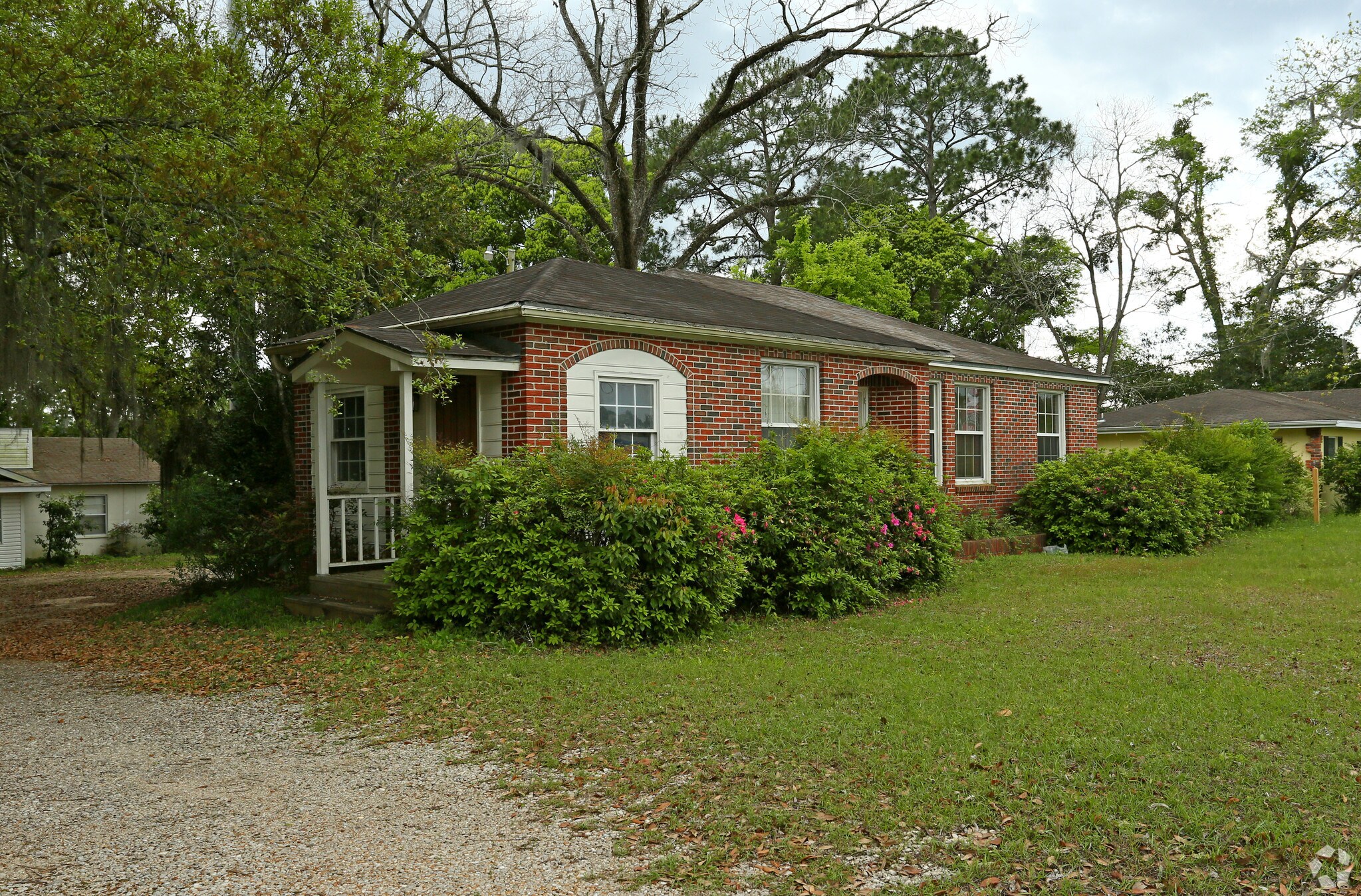 933 W Tharpe St, Tallahassee, FL à vendre Photo principale- Image 1 de 4