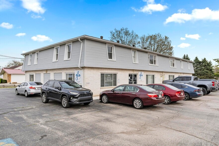 303 E Main St, Enon, OH à vendre - Photo du bâtiment - Image 3 de 13