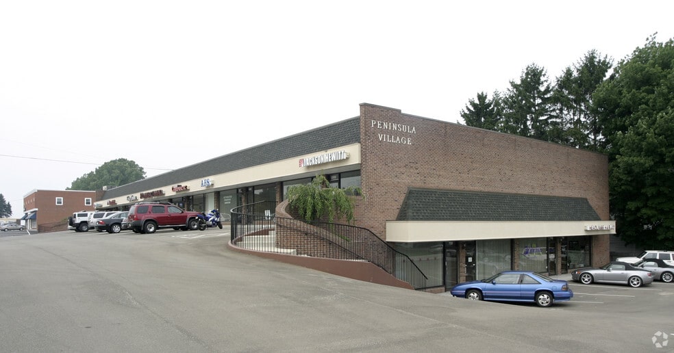 2302-2324 W 8th St, Erie, PA for lease - Building Photo - Image 3 of 7