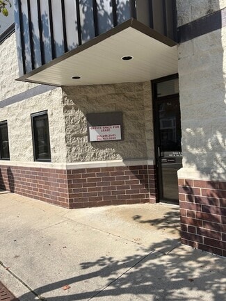 More details for 202 W Van Buren St, Columbia City, IN - Office for Lease