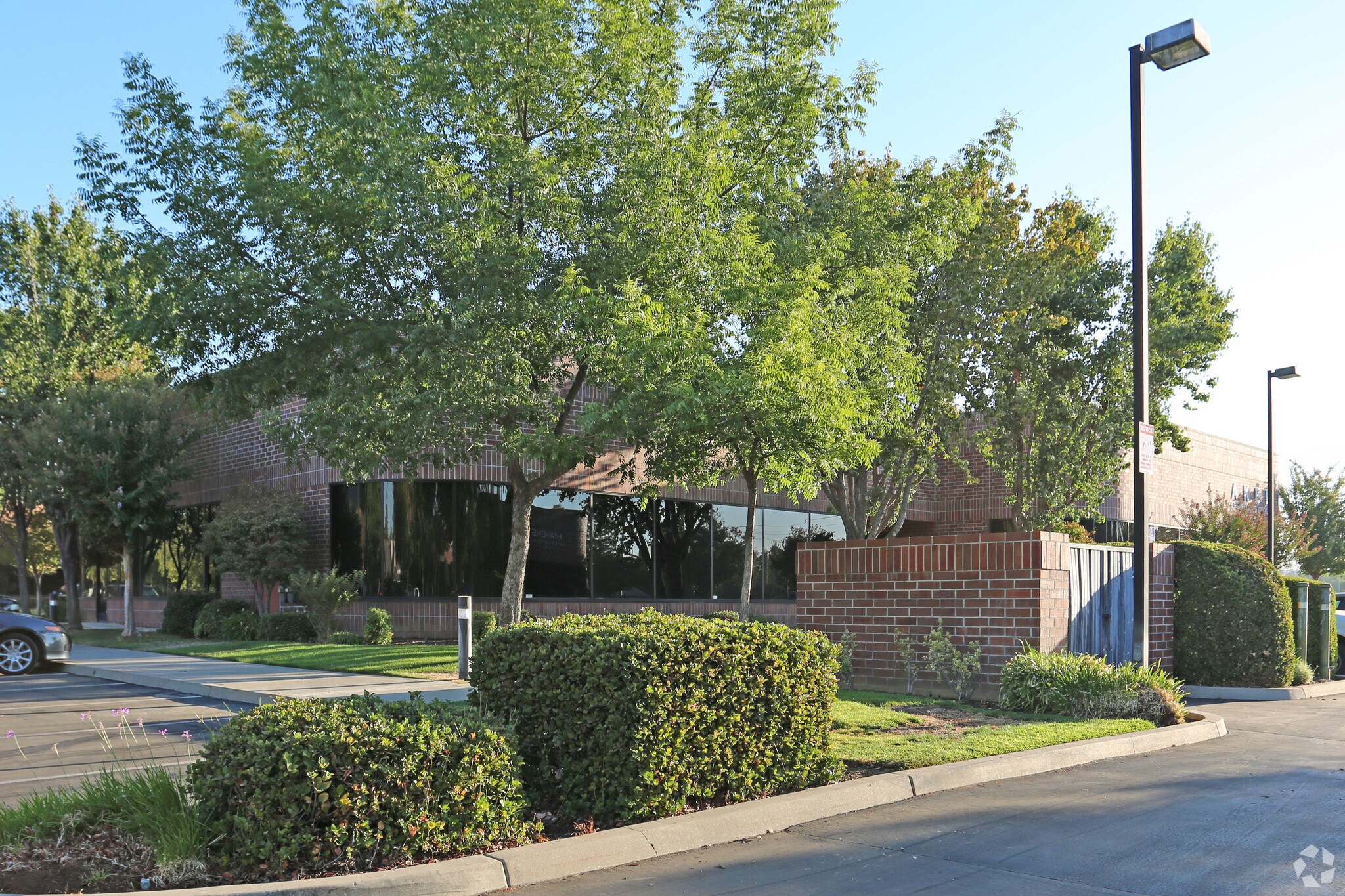 7433 N 1st St, Fresno, CA for sale Building Photo- Image 1 of 5